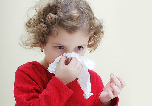 Hemorragia nasal: causas y tratamiento en los niños