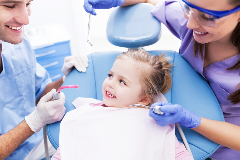 El uso de óxido nitroso en odontología en el tratamiento de dientes en niños