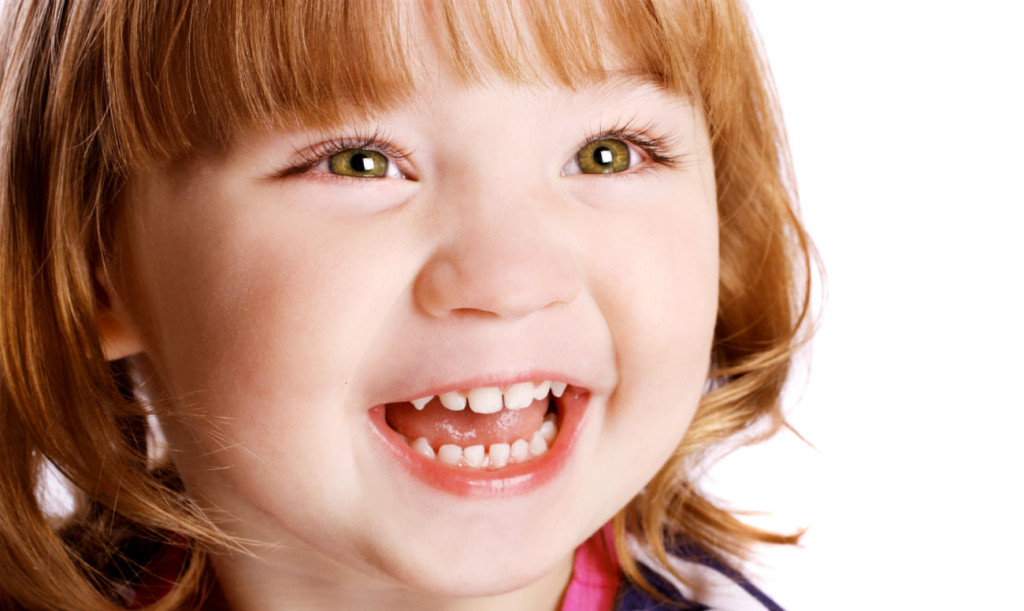 ¿Cuántos dientes de leche deberían tener los niños?
