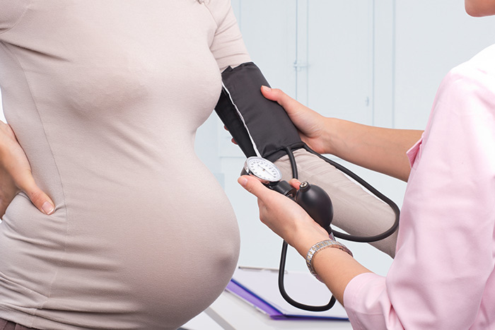 Presión arterial en embarazo tardío